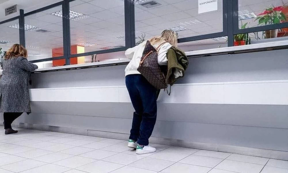"Στενεύει" ο κλοιός για τους ανεμβολίαστους-Με rapid test η είσοδος στις δημόσιες υπηρεσίες